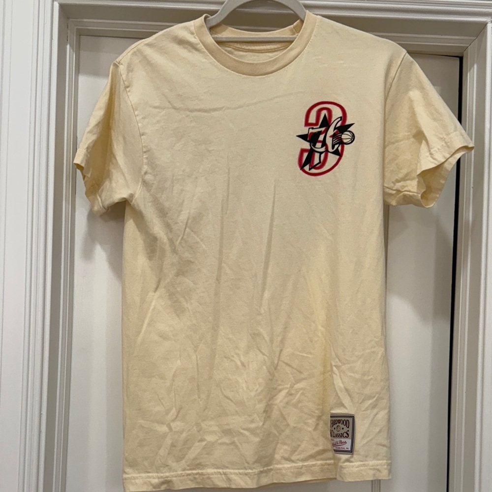 Mitchell & Ness Cream NBA Graphic Tee